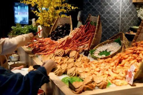 全台吃到飽餐廳4月優惠85家！飯店自助餐買一送一　370元吃百道菜
