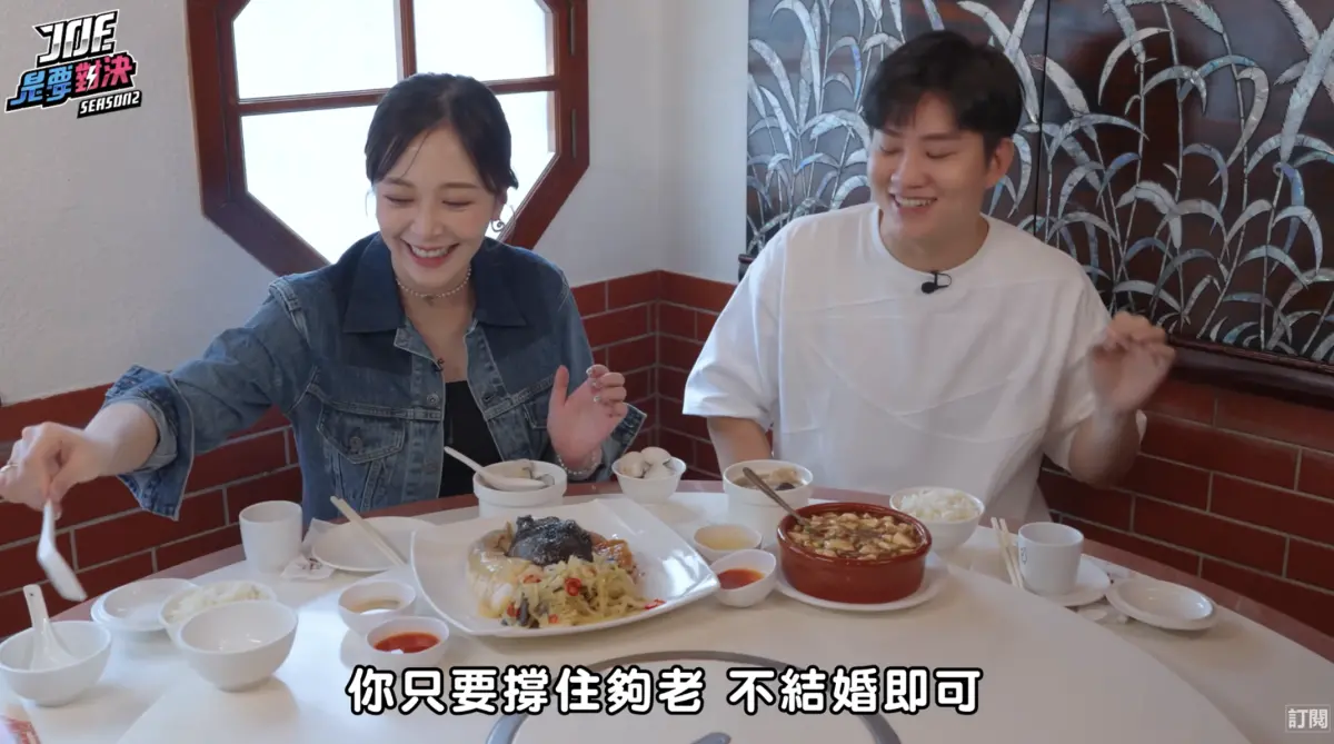 ▲YouTuber海莉（左）近期公布了老公真面目，竟是自己的經紀人丹尼爾，而她過往曾與網紅Joeman（右）傳過緋聞，如今兩人合作的舊影片也遭起底，讓嗑CP的粉絲超級心碎。（圖／Joeman YouTube）