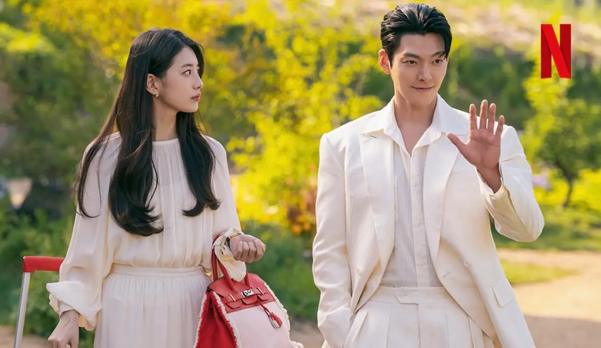 ▲韓星金宇彬（右）、秀智（左）睽違7年再度合作新戲《一切都會實現嗎》，由《鬼怪》編劇金銀淑重磅打造，劇情圍繞「3個願望」為主軸，講述一名千年神燈精靈與情感缺失的凡人女子的愛戀。（圖／netflixkr IG）