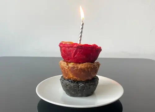 ▲the Truffle Bakery_「可頌塔」共有三種口味由上至下分別是覆盆子可頌塔、香草奶油可頌塔以及黑松露可頌塔。（圖／晶華酒店提供）