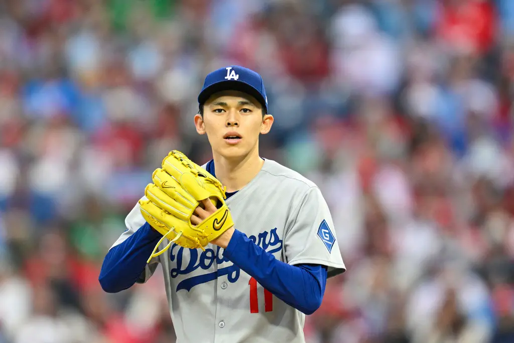 ▲在外界質疑與壓力聲中，洛杉磯道奇23歲日本投手佐佐木朗希，終於在美國時間4月6日於客場對費城人一戰中展現身手，用實力回應批評聲浪。（圖／美聯社／達志影像）