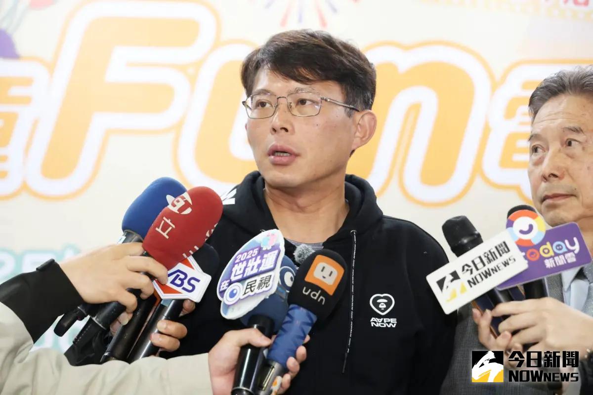 ▲民眾黨主席黃國昌痛批卓榮泰面對關稅戰失能散漫，黨團已先要求立法院長韓國瑜召開朝野協商。（圖／記者吳翊緁攝，2025.04.06）