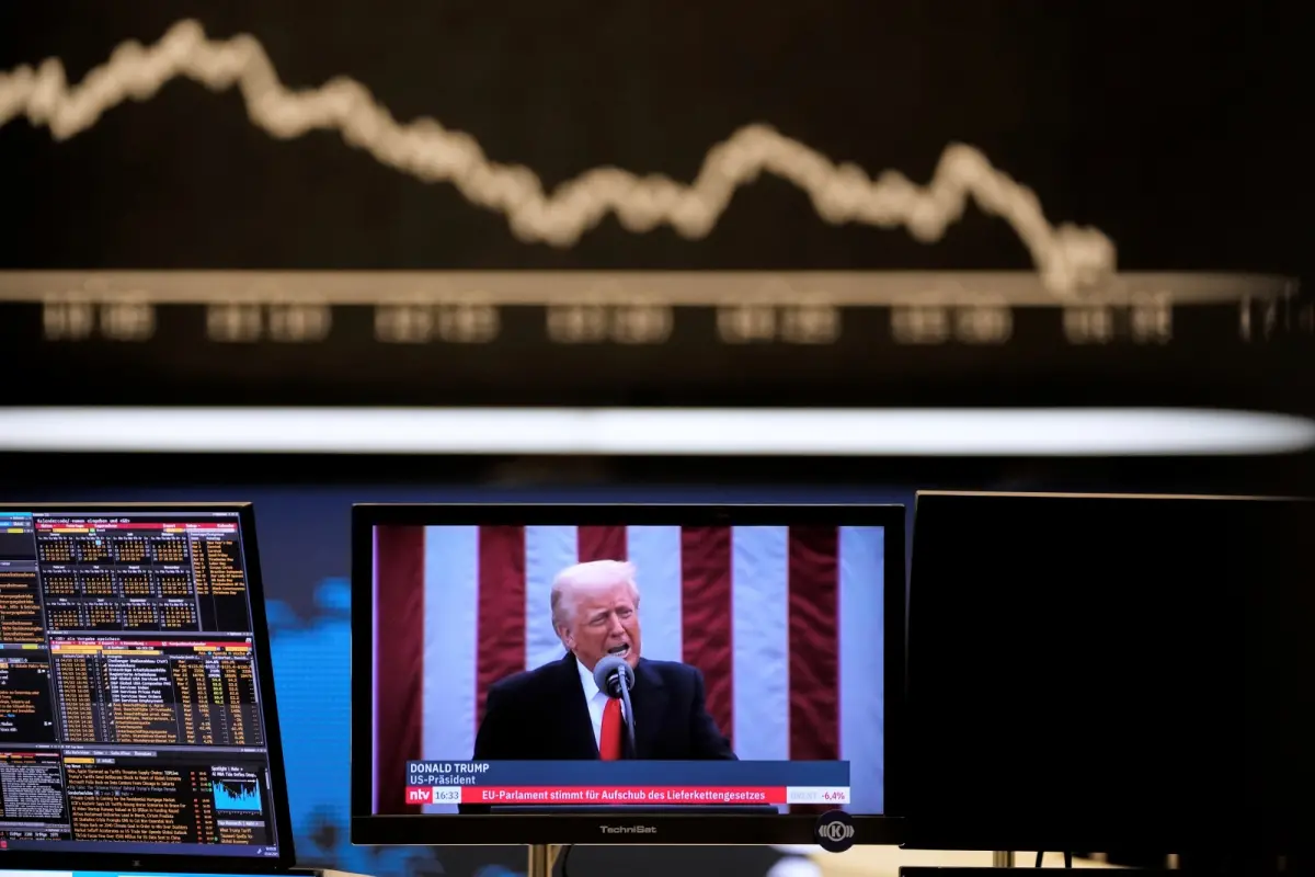 ▲美國股票期貨週日晚間大幅下跌，道瓊期貨跌逾1500點，有外媒分析，這恐意味著美股週一上午開盤時，華爾街可能會迎來「災難性的一天」。（圖／美聯社／達志影像）