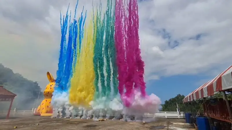 ▲彩煙煙火應依產品說明正確施放(圖／消防局提供2025.4.7)