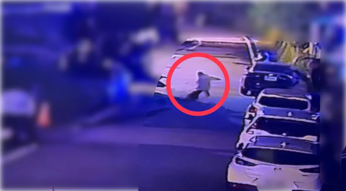 ▲花蓮吉安一名8歲男童，走在路上突然被鄰居飼養的黑犬攻擊，男童小腿被咬傷，當場跌坐在地上，送醫縫了16針。（圖／警方提供）