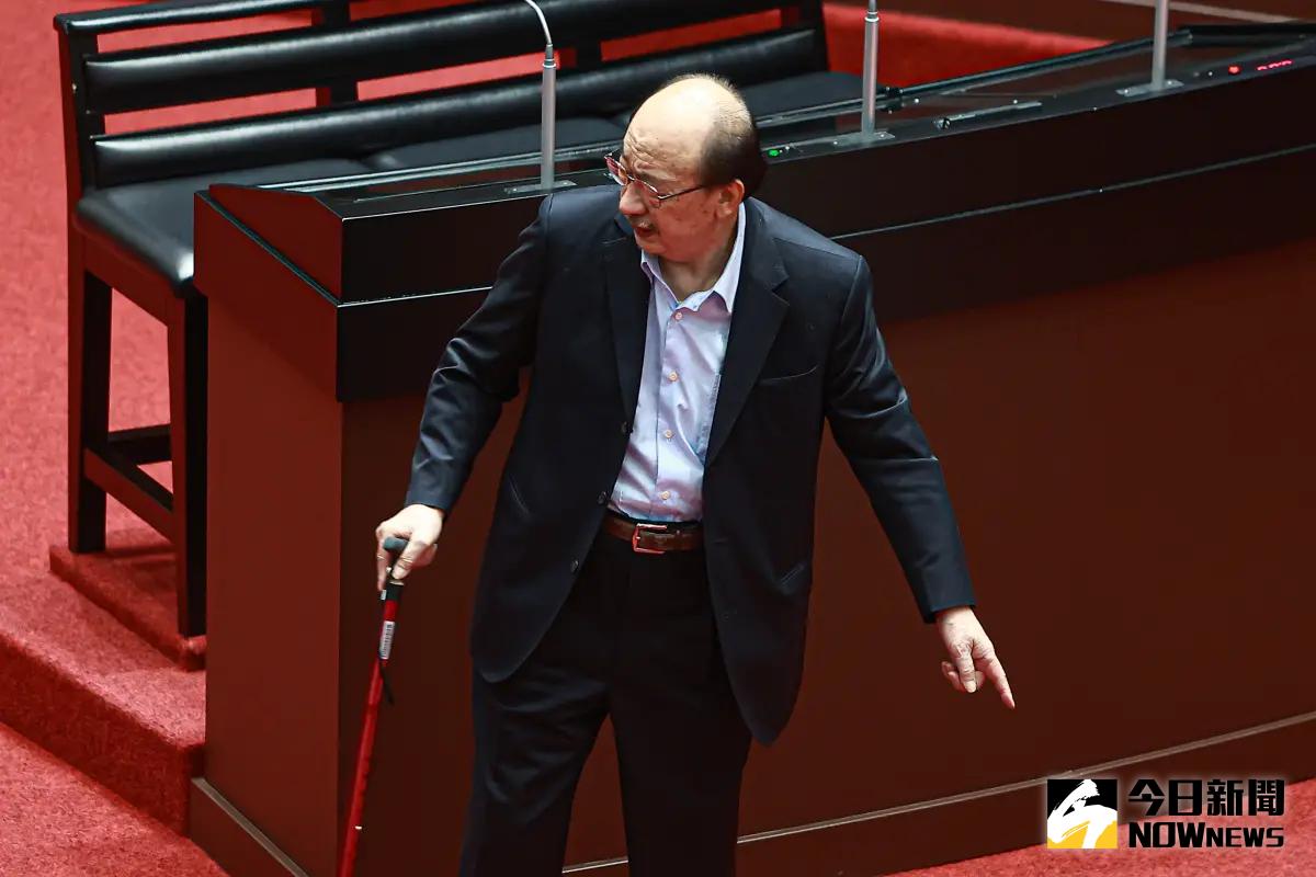 ▲國民黨立委謝龍介表示，賴清德壓不住柯建銘，是因為柯建銘要新竹選舉主導權，但賴清德沒給。（圖／記者葉政勳攝 , 2025.04.08）