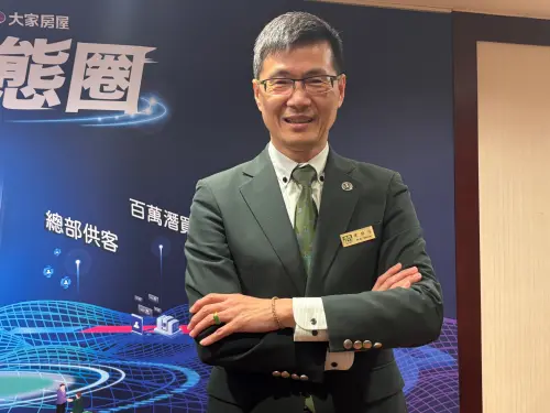 ▲住商機構董事長陳錫琮認為，今年房價最多再跌10%，這時買房是買點，但要多看多比較。（圖／記者徐銘穗攝）