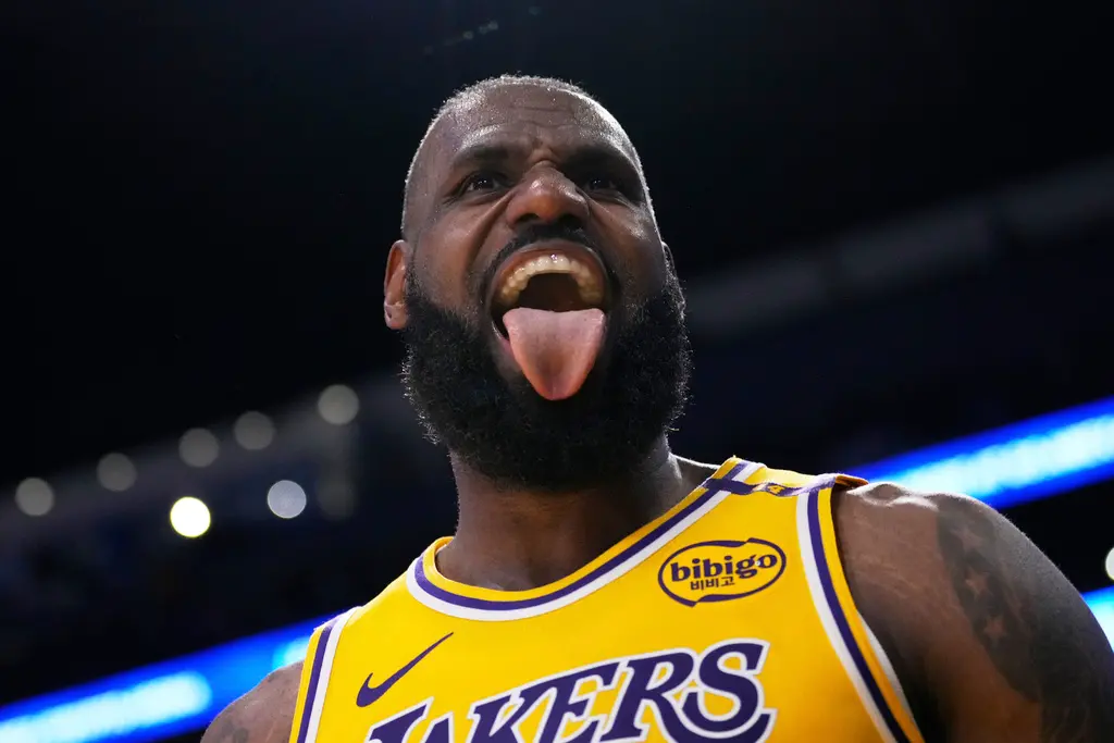 ▲湖人還有希望爭奪西區第二，但也僅剩下唯一一條時間線有辦法達成，難度頗大。今（9）日早上8點將再戰奧克拉荷馬雷霆，唯有贏球才能距離「終極目標」更近一步。（圖／美聯社／達志影像）