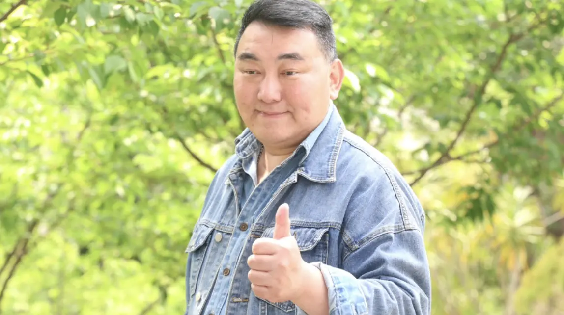 今日娛樂看點／徐亨投資失利欠債2億還離婚！長3公分腦瘤昏倒送醫