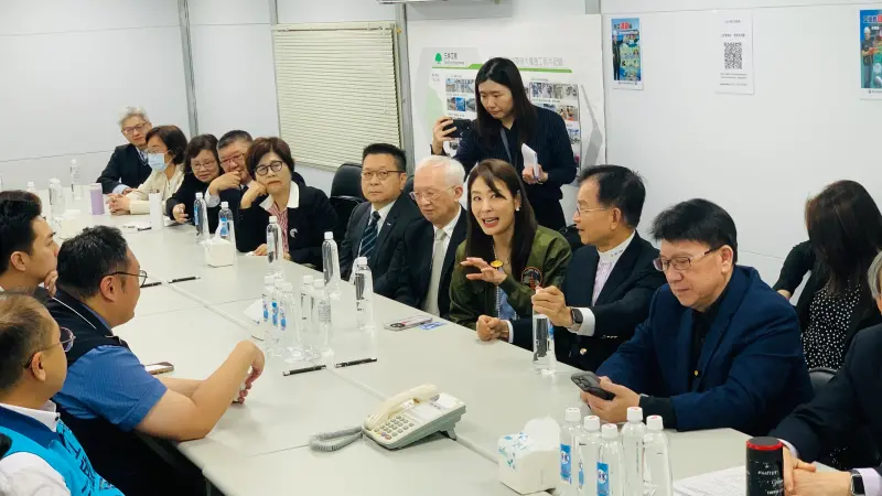 ▲台北101董事長賈永婕今天陪同立法院財委會到台中考察。（圖／記者顏幸如攝，2025.04.09）