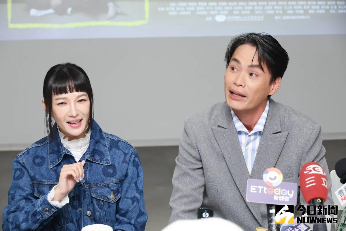 ▲黃鐙輝（右）分析台股這波大跌，有機會在1萬9千點橫盤整理，若沒撐住恐怕會跌到1萬4千點，身邊朋友一天就賠了2千萬美金。（圖／記者陳明安攝）