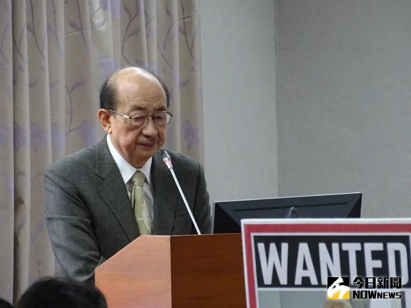 ▲柯建銘推估，三階罷免投票將在7月26日、8月23日舉行。（圖／記者呂炯昌攝）