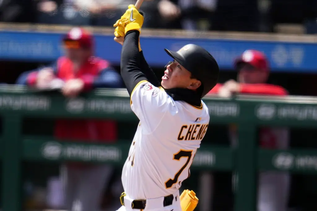 ▲匹茲堡海盜旅美好手鄭宗哲本季第二度先發，整場3打數0安打，大聯盟首安依舊尚未出爐，最終海盜0：4遭紅人完封橫掃。（圖／美聯社／達志影像）