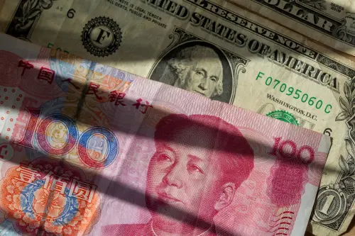 ▲美金, 人民幣（圖／美聯社／達志影像）