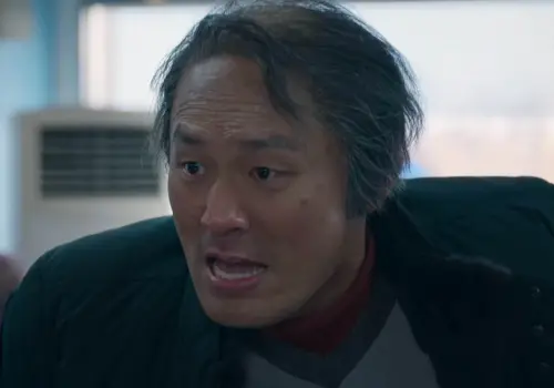 IU被相親對象逼瘋！爆《苦盡柑來》夫商吉「哈洗」是即興：害我NG
