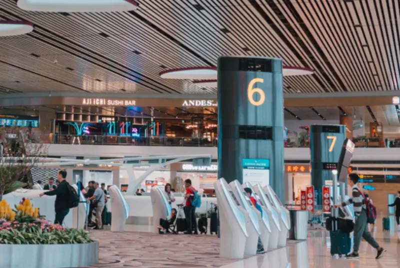 ▲新加坡樟宜國際機場（Singapore Changi）最近出現一名印度商人行竊。（圖／IG@changiairport）