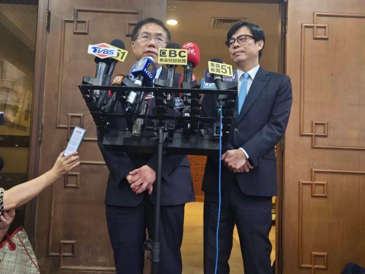 ▲因應美國關稅政策，臺南市長黃偉哲今(10)日出席行政院會，為臺南農業與傳產發聲。（圖／南市府提供）