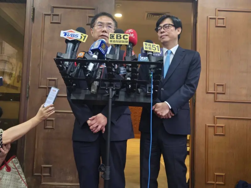 ▲因應美國關稅政策，臺南市長黃偉哲今(10)日出席行政院會，為臺南農業與傳產發聲。（圖／南市府提供）