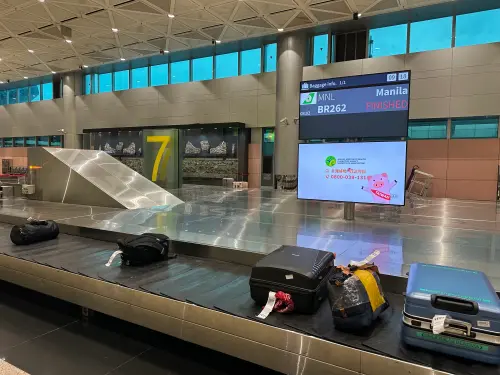 ▲調整旅客資訊顯示方式，提升場域辨識體驗，讓旅客在行李提領時也能獲得即時的資訊支援。（圖／桃園機場公司提供）