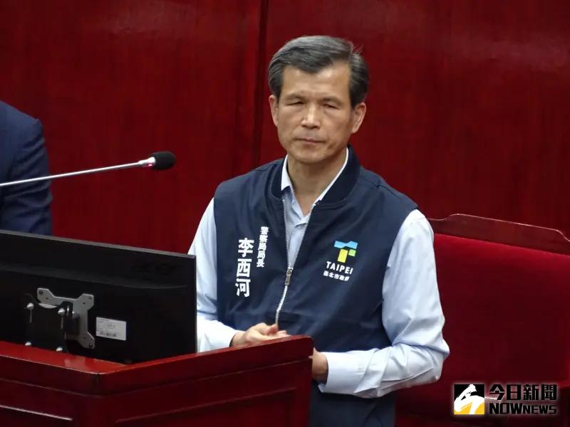 ▲北市警察局長李西河今（18）日至議會接受質詢，遭曝疑似為躲媒體而走後門。（圖／記者呂炯昌攝）