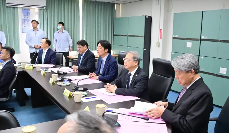 ▲總統賴清德赴台中與20多家工業區廠商座談，展開首場產業傾聽之旅。（圖／記者顏幸如攝，2025.04.11）