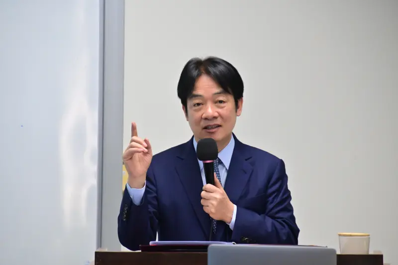 ▲賴清德拜託工業區廠商,做好美國很在乎的「洗產地」等問題。(圖/記者顏幸如攝,2025.04.11)