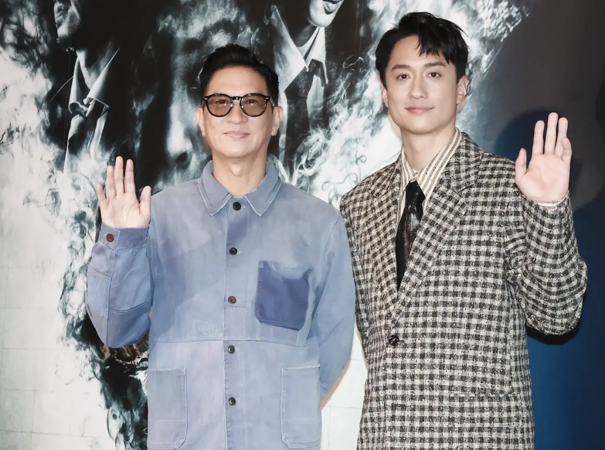 ▲張家輝（左）與劉俊謙（右）來台宣傳《贖夢》，張家輝請到好友劉德華在片中客串，但提到敢不敢要求劉德華像劉俊謙在片中全裸露臀，他坦承不敢。（圖／記者嚴俊強攝）