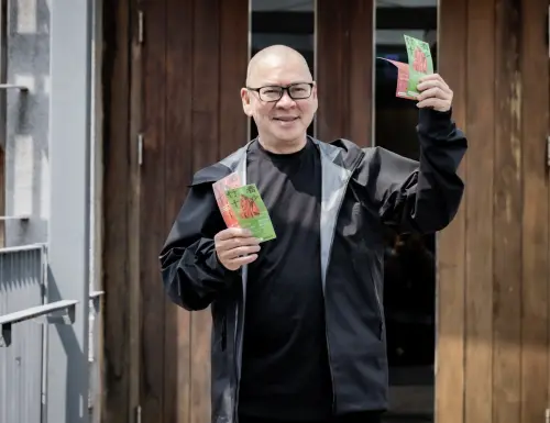 ▲蔡明亮現在是國際名導，但他也曾經寫過八點檔的劇本，還是收視率一路冠軍、大受觀眾喜愛的《不了情》。（圖／汯呄霖電影提供）