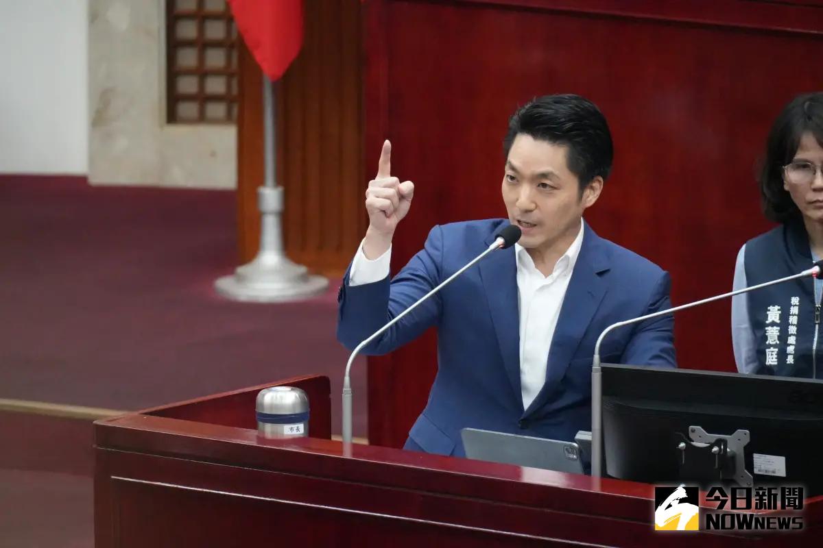 ▲民進黨議員稱「國民黨是共產黨的走狗」，台北市長蔣萬安怒回嗆共諜是在民進黨執政的總統府裡。（圖／記者呂炯昌攝，2025.04.11）