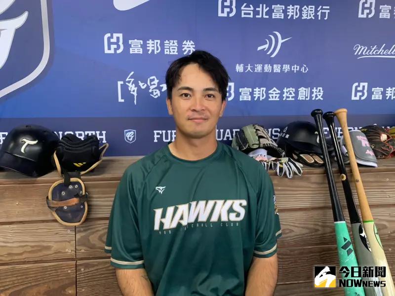 ▲台鋼雄鷹郭阜林休賽季減重10公斤，新賽季也有加練外野的想法。（圖／記者陳柏翰攝）