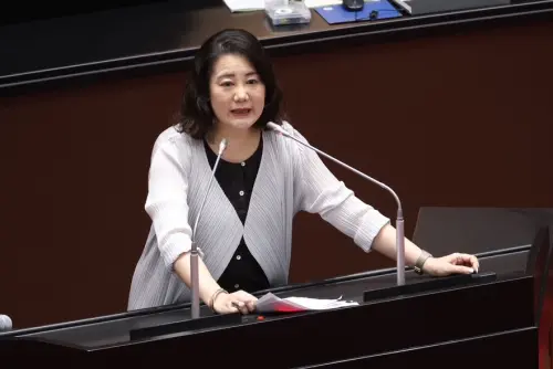 二階啟動!鎖定罷免吳思瑤吳沛憶 他喊:別讓柯建銘繼續瘋言瘋語