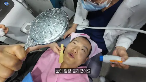 ▲金鍾國覺得眼睛變大、臉部往上提，雖然很不習慣，但很滿意。（圖／金鍾國Gym Jong Kook YouTube）