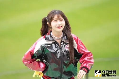 ▲李珠珢在剛來台應援不到兩週，就火速與韓職LG雙子簽下第二份合約，未來也將台韓兩邊跑。（圖／讀者提供）