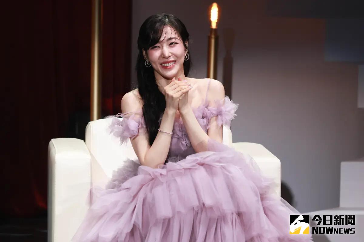 ▲「少女時代」Tiffany Young（蒂芬妮）久違來台開唱，當表演到團體金曲《FOREVER 1》、《PARTY》，她一人分飾8角連Rap從頭唱到尾，敬業破表。（圖／記者朱永強攝）