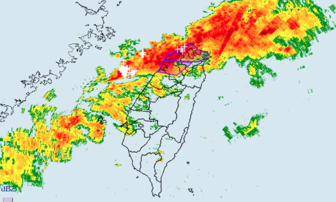 ▲中央氣象署稍早發布大雨特報，指出基隆市、台北市、新北市、桃園市等8縣市，易有短延時強降雨。（圖／中央氣象署）