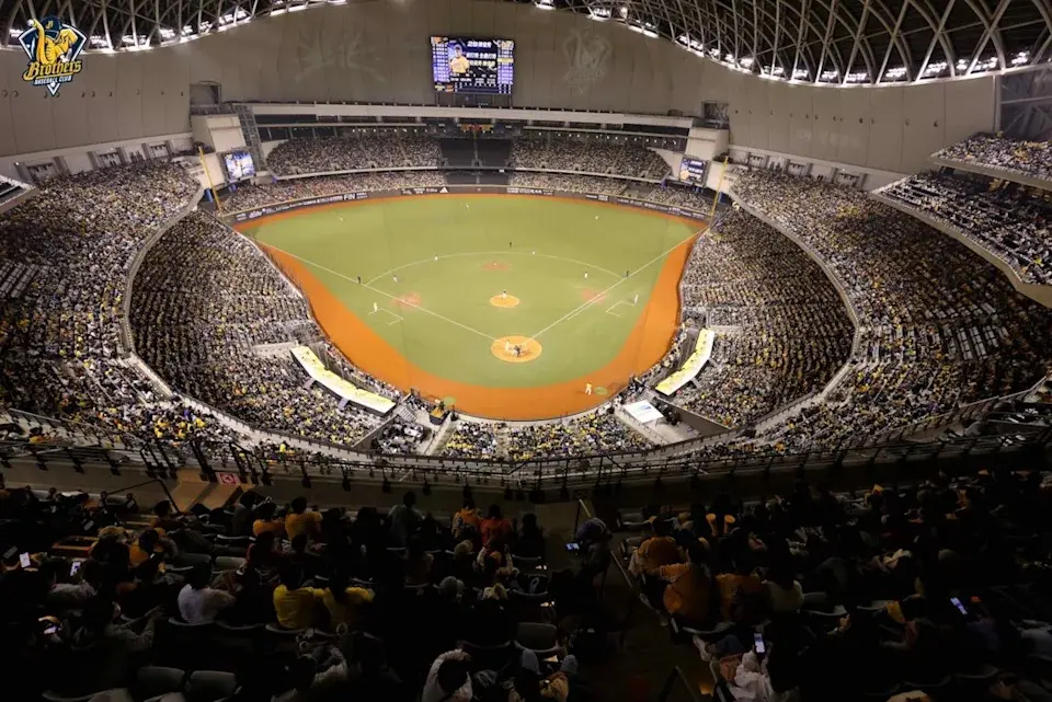 ▲台北大巨蛋開季至今入場人數遠低於預期，場均僅有15777人，若非龍象開幕戰全場售罄，否則數據可能更低。（圖／中信兄弟提供）