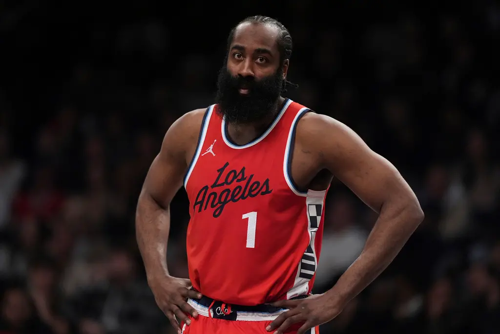 ▲洛杉磯快艇透過交易截止日前的操作，James Harden絕佳的狀態和Kawhi Leonard的回歸，成為季末表現最好的球隊，勇士要過他們這一關沒有這麼容易。（圖／美聯社／達志影像）