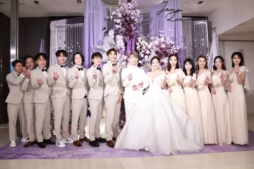 ▲賴慧如找來許多好友擔任伴郎與伴娘。（圖／記者吳翊緁攝）