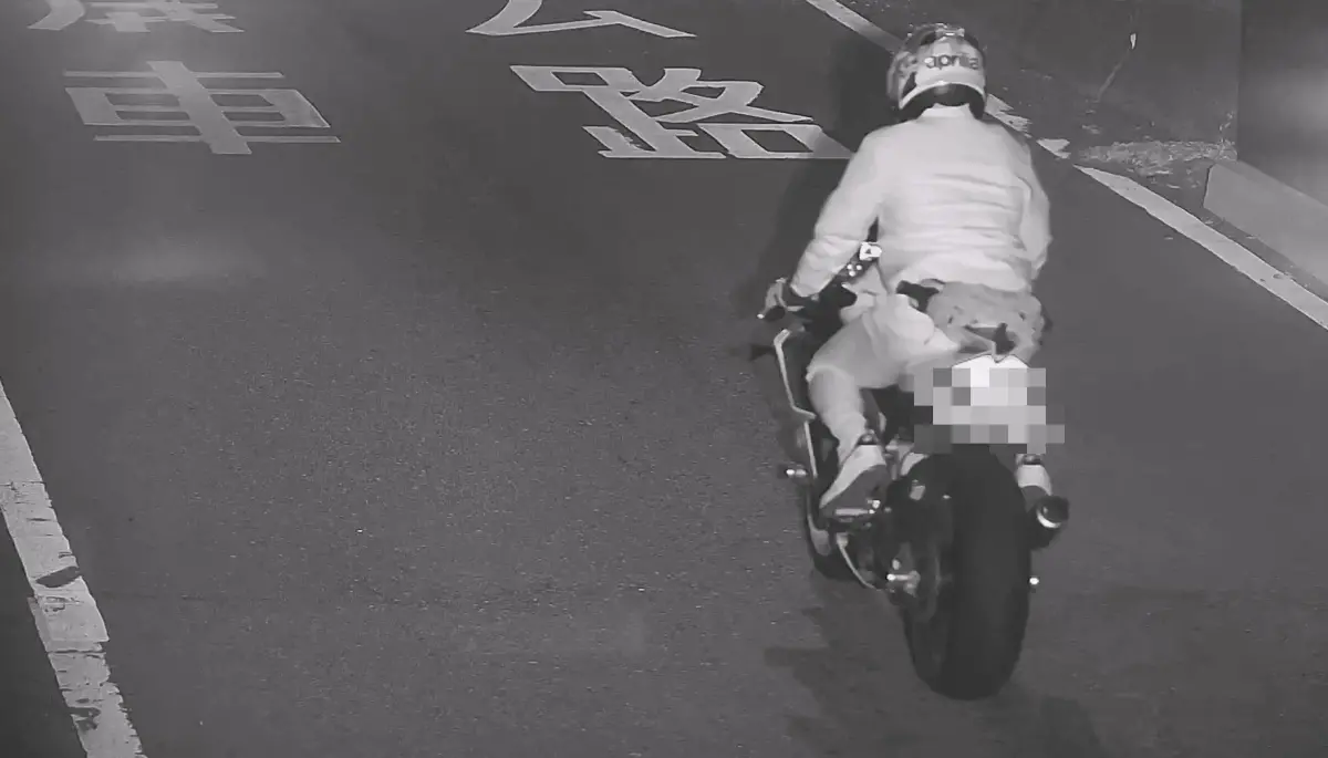 ▲「街跑之王Aprilia」飆208公里 但沒警察開單快！（圖/記者鄧力軍翻攝）