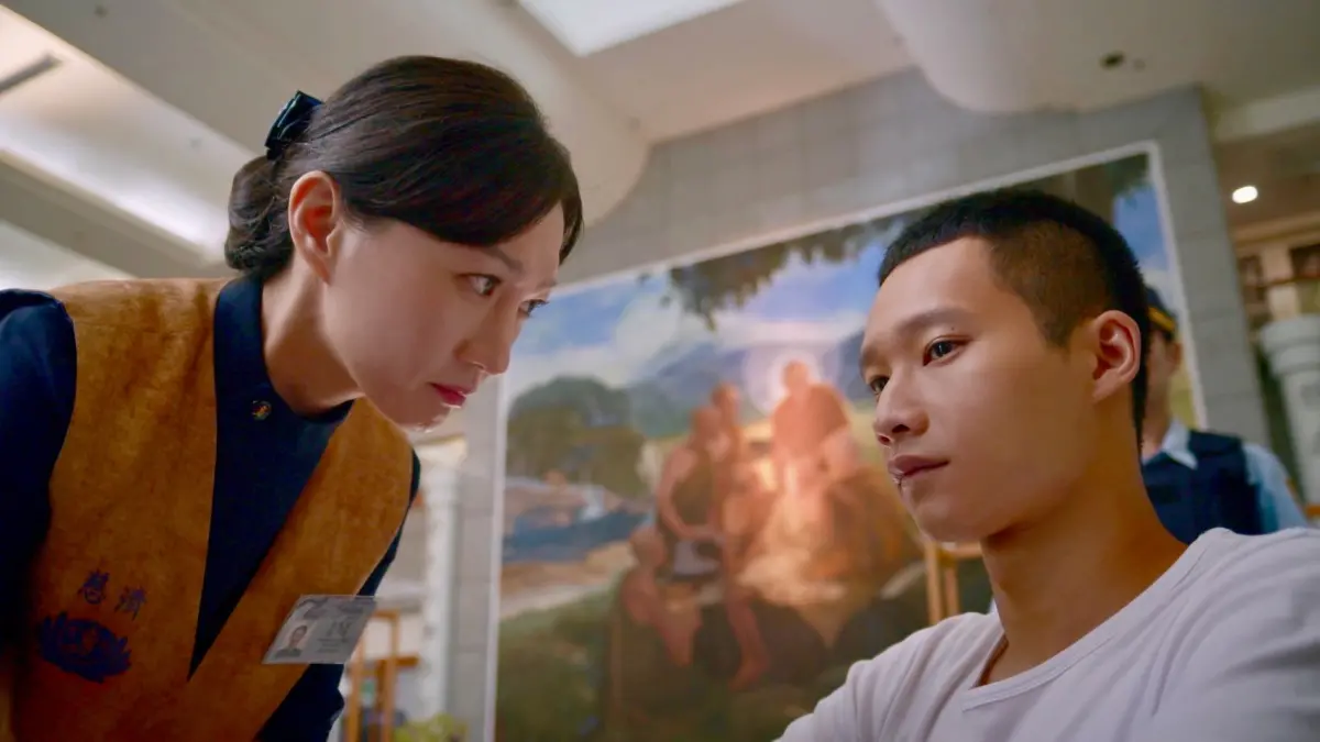 ▲黃冠智（右）在《九如一家人》的眼神戲太傳神，登上關鍵字熱搜。（圖／大愛）