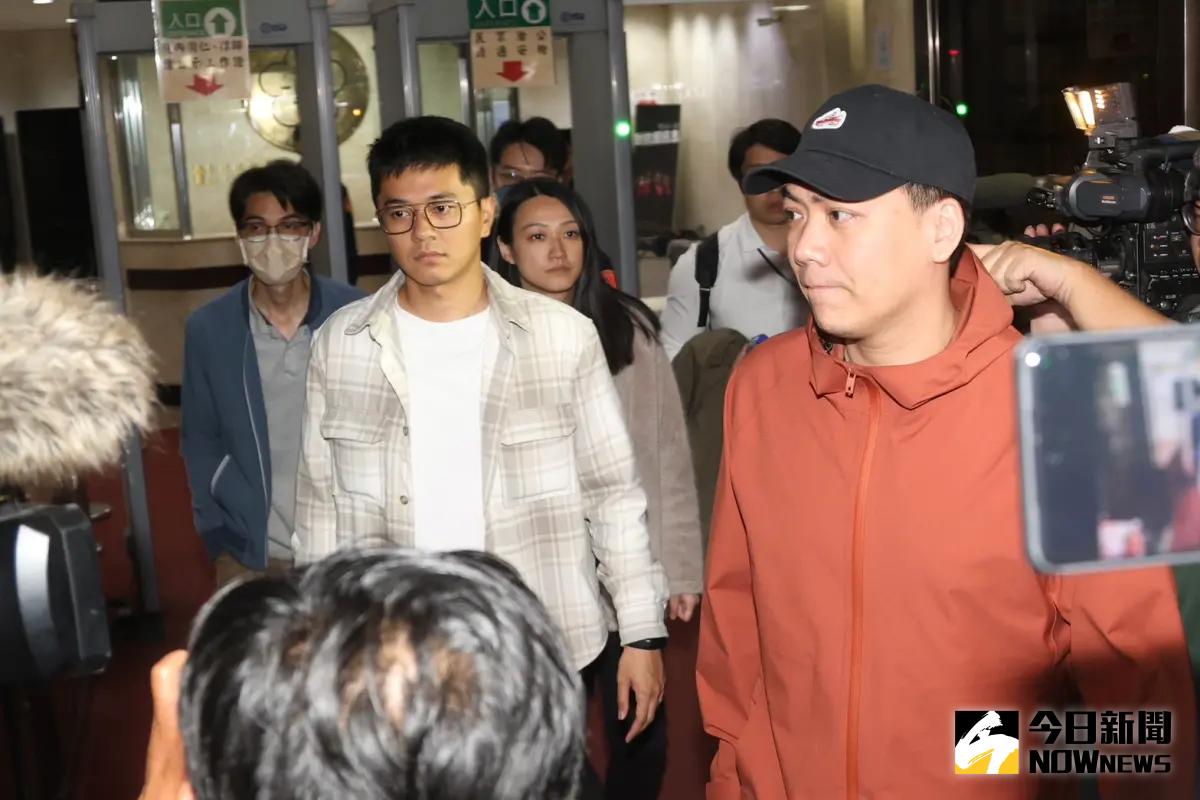 ▲雙吳罷免案涉嫌偽造文書，6名被告分別以20萬到50萬交保。（圖／記者李政龍攝）