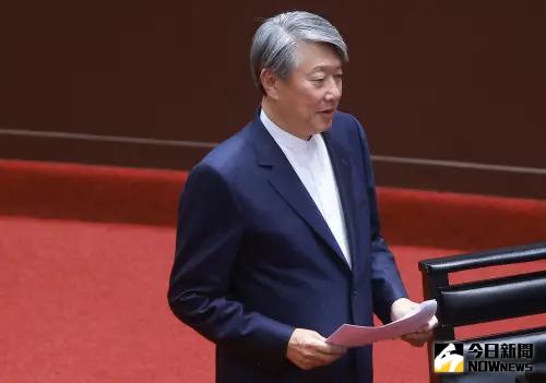 影／葉元之批郭智輝反質詢　求救韓國瑜出面「官員別搶答」
