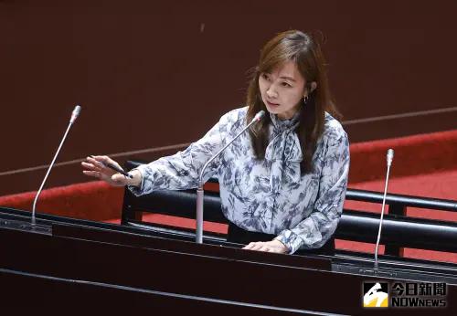 要求郭昱晴辭立委！館長嗆：我要改口說「祖國」　接下來要去深圳
