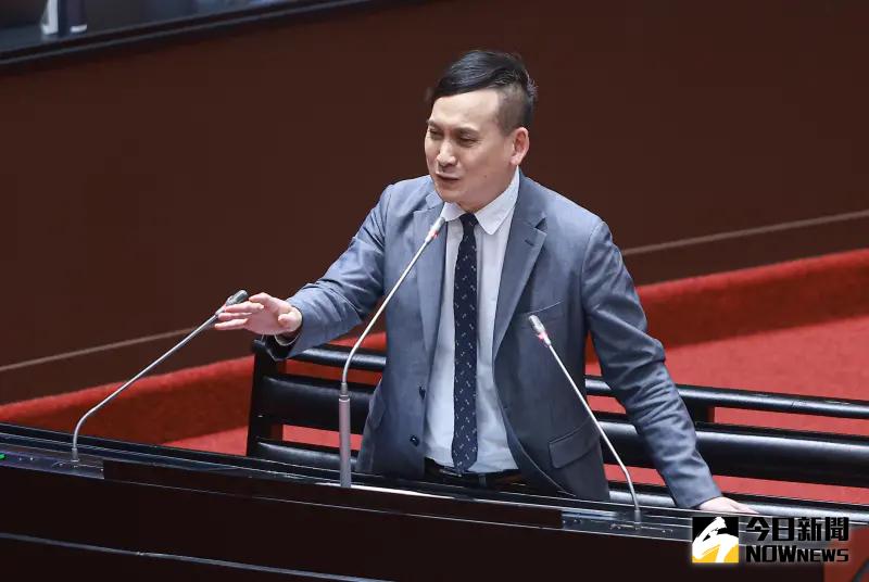 ▲國民黨立委葉元之自認上任一年勤於問政,但屢遭綠營抹黑、貼標籤。(圖/記者葉政勳攝 , 2025.04.15)