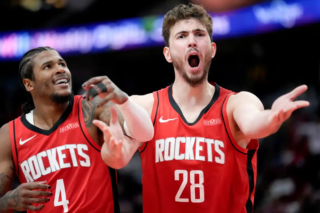 ▲休士頓火箭本季以52勝30敗戰績坐收，排名高居西區第二，但一眾專家都不太看好火箭季後賽表現，星度不佳是原因之一，Alperen Sengun（右）為本季唯一入選明星賽球員。（圖／美聯社／達志影像）