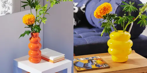 ▲「KÄLLARHALS花瓶（黃色、橘色）」，首次亮相皆於1995年，由設計師Anna Efverlund創作。（圖／IKEA提供）