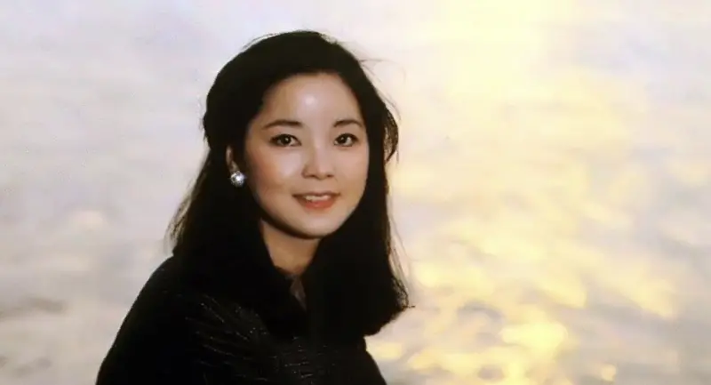 ▲已故歌壇巨星鄧麗君離世30週年，現年92歲的經紀人舟木稔特地從日本來台追思，感嘆鄧麗君離世前兩人才約好見面，豈料再見竟是天人永隔，也回憶她生前點滴，表示日本找不到這樣的女生了。（圖／鄧麗君 Teresa Teng 臉書）