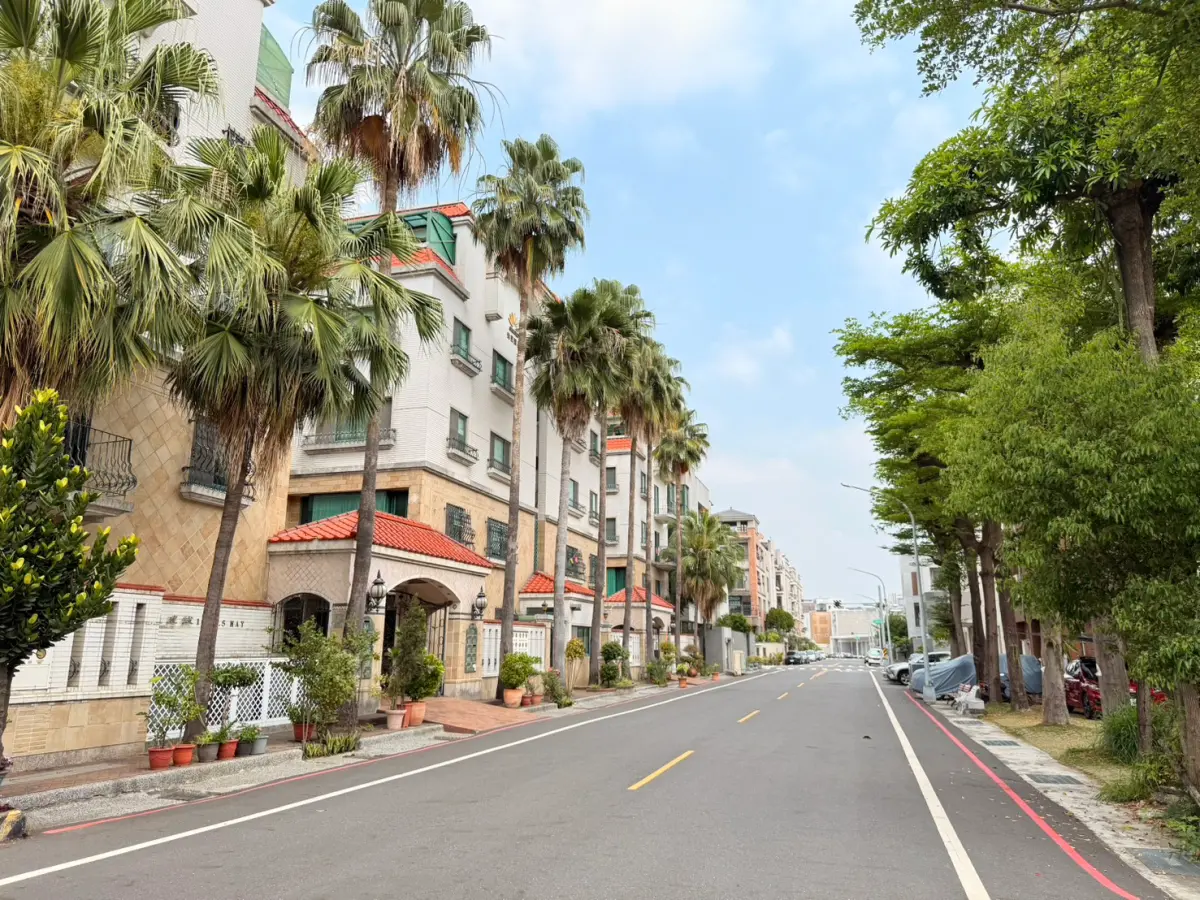 ▲台南東區因生活機能佳、文教氣息濃厚、街廓整齊又具交通優勢，成為許多名人喜愛的地點。（圖／信義房屋提供）