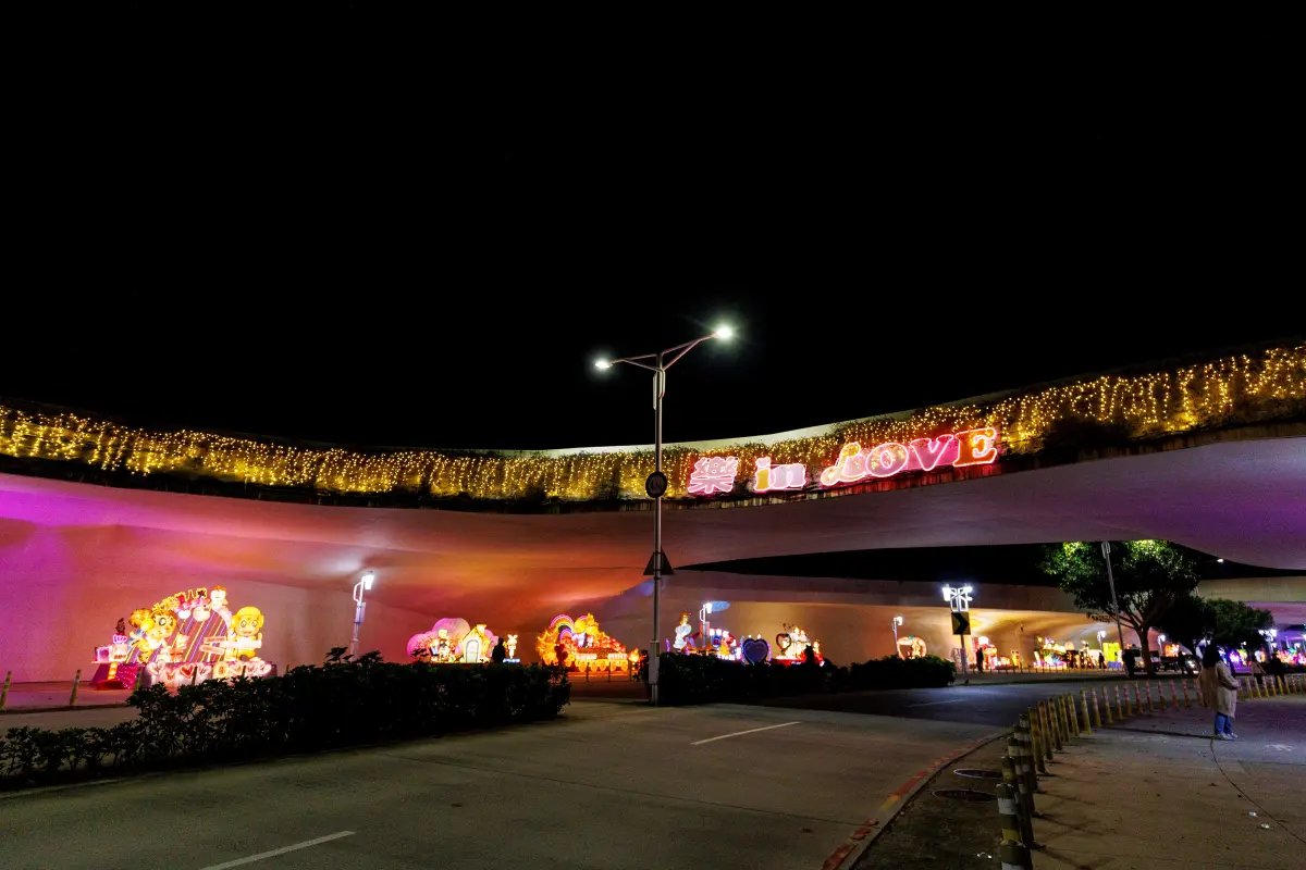 ▲台中市政府民政局策劃「樂In LOVE」燈區，榮獲2025美國繆思設計大獎(圖／民政局提供2025.4.16)