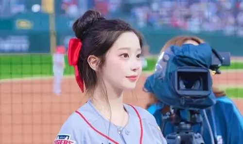 ▲韓籍啦啦隊員李珠珢目前在啦啦隊女神排行榜中位居第2。（圖／IG  0724.32）